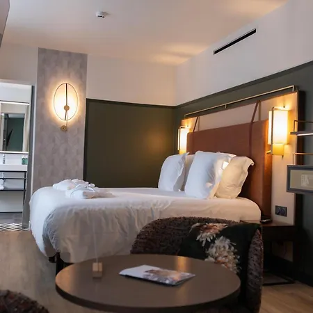 & Oceania Les Augustins 4*