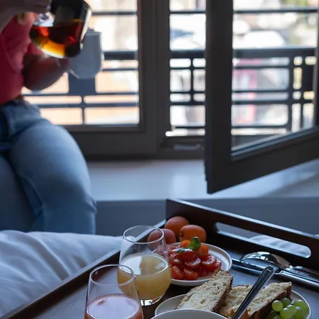 & Oceania Les Augustins Hotel