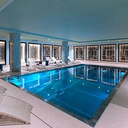 & Oceania Les Augustins 4*