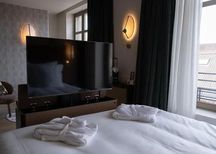 Hotel & Oceania Les Augustins 4*