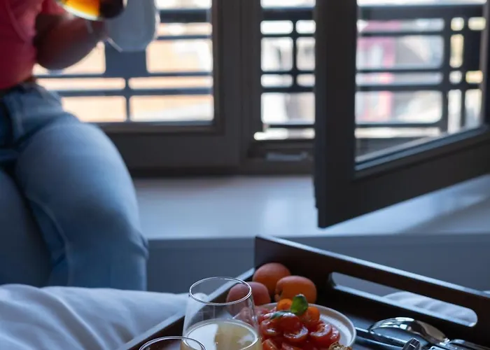 & Oceania Les Augustins Hotel